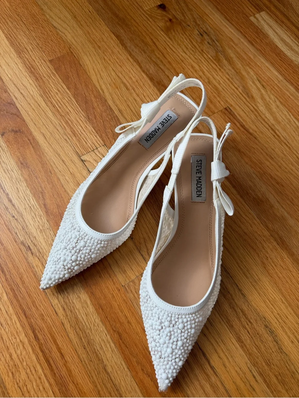 Steve Madden White Beaded Slingback Pointed Kitten Heels - Picture 3 of 6
